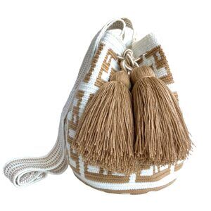 5432 MEDIUM Wayuu Mochila Bag original bolsa tejida colombiana authentic